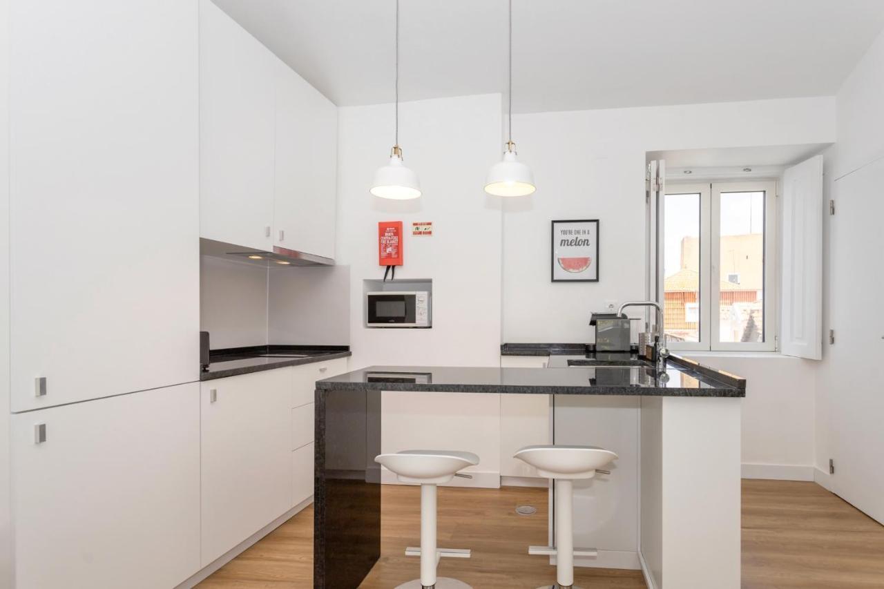Setubal Citycenter Studios Экстерьер фото