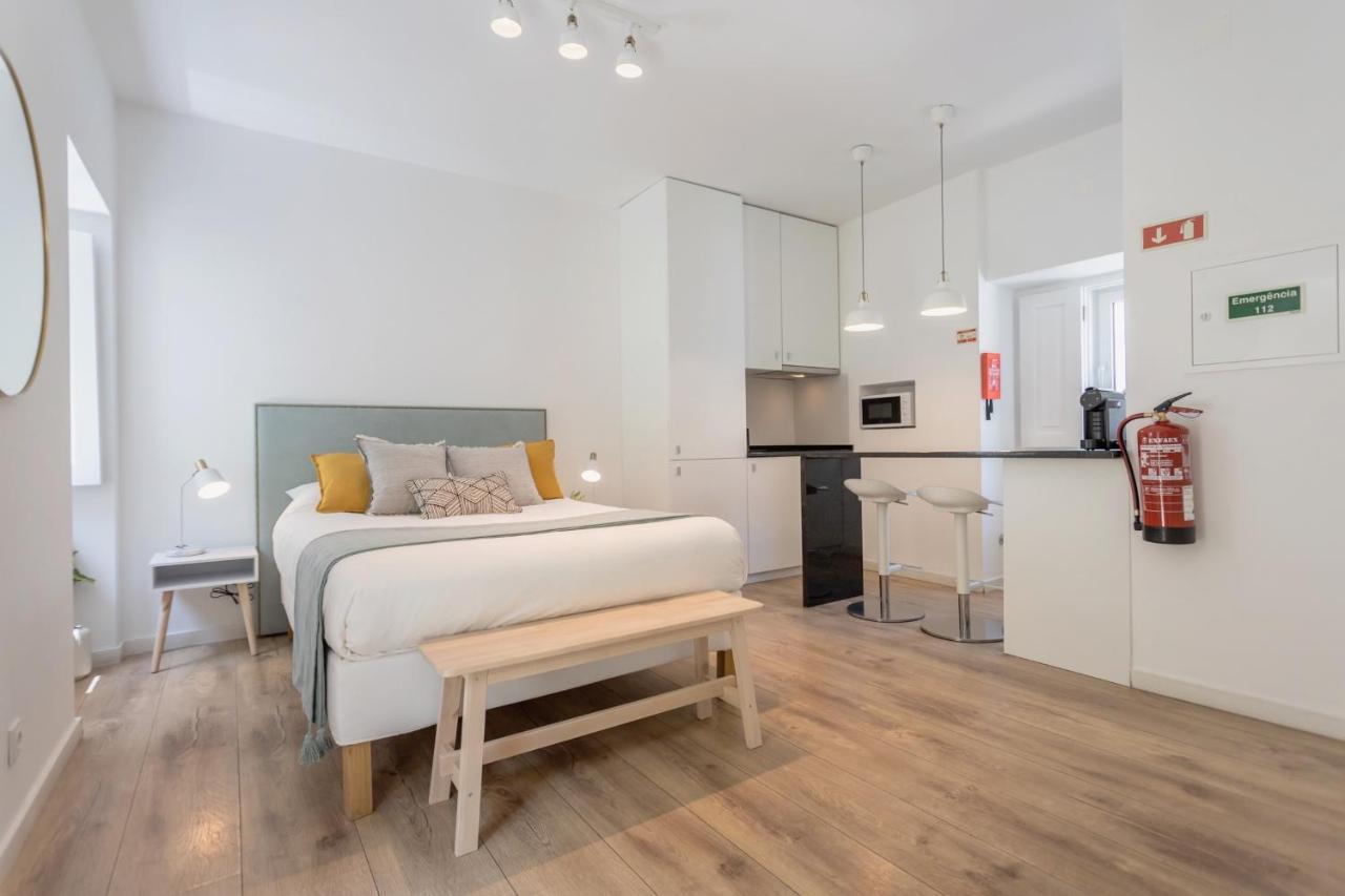 Setubal Citycenter Studios Экстерьер фото