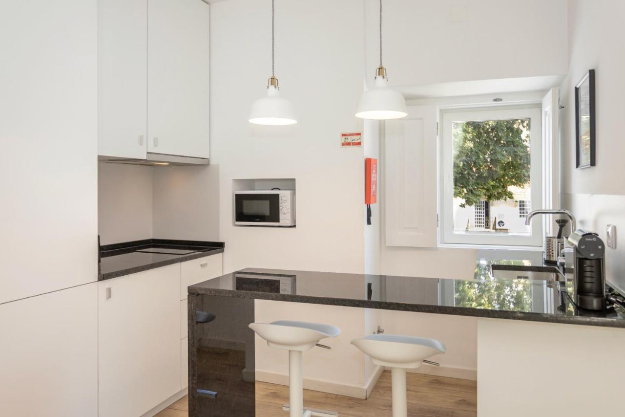 Setubal Citycenter Studios Экстерьер фото