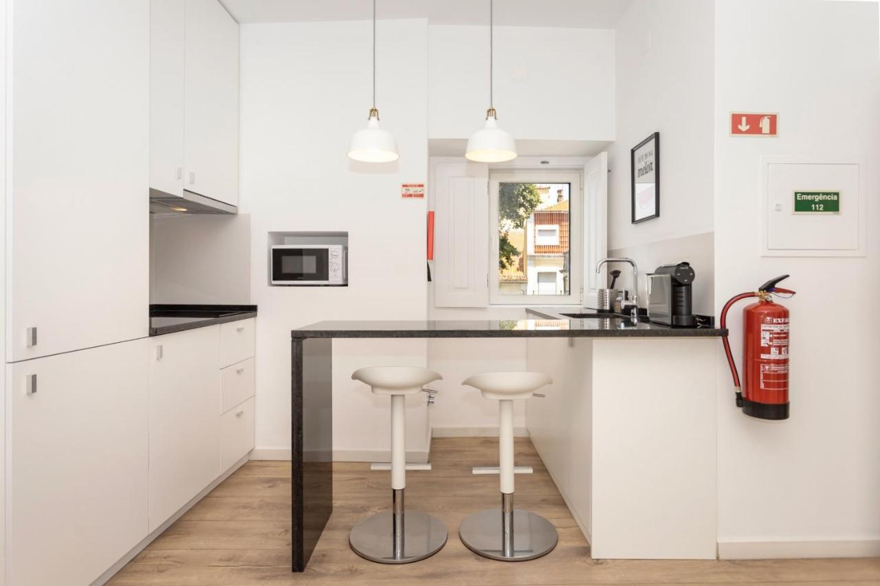 Setubal Citycenter Studios Экстерьер фото