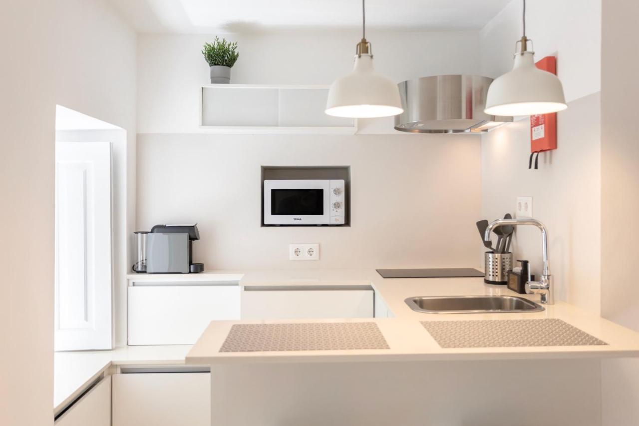Setubal Citycenter Studios Экстерьер фото
